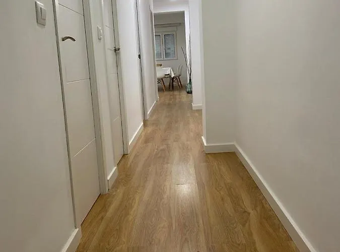 En Pleno Centro De Con Vistas Al Castillo!!! Апартаменти